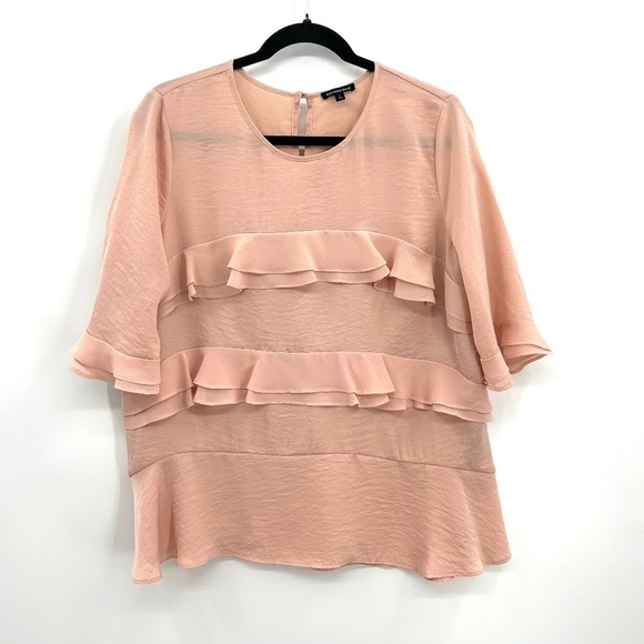 WHO WHAT WEAR Blush Pink Ruffle Textured Short Sleeve Blouse Size Large - Picture 1 of 4